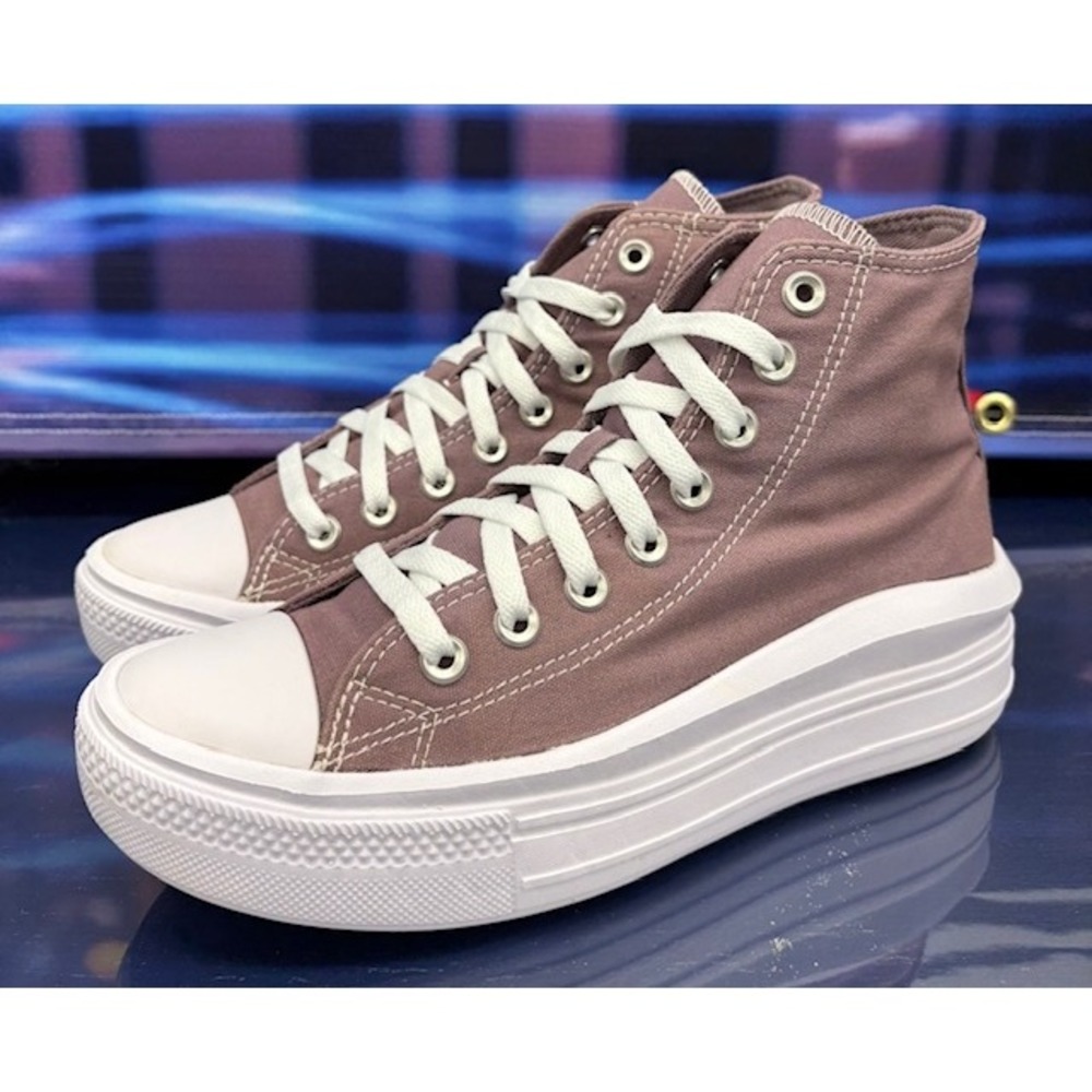 Converse All Stars Light Purple High Tops A06877C Womens size 8.5 sneakers